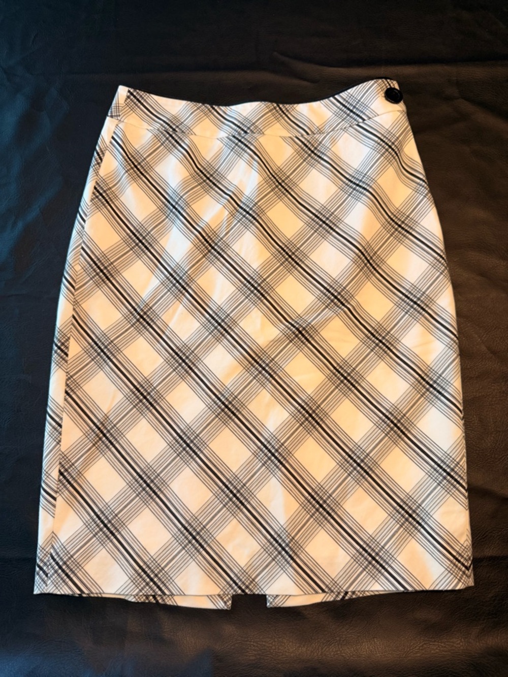 White House Black Market Black & White Plaid Pencil Skirt